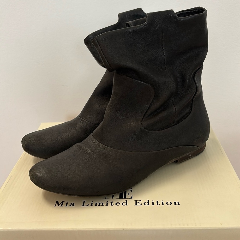 Mia Limited Edition “Stirrup” - Slouchy Black Flat Leather Boot